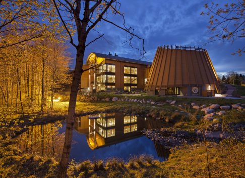 Visite, autochtone, expérience, hôtel musée premières nations - Musée huron wendat